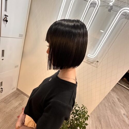 府中ガールズバー レジェンド くるみのヘアカット後の写真