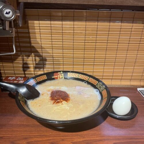 府中ガールズバー レジェンド はるが食べた一蘭のラーメン