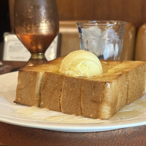 府中ガールズバー レジェンド よるのハニートーストの写真